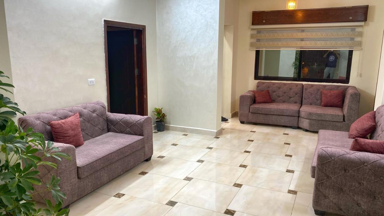 Ferienwohnung Jerash Gate Gerasa Exterior foto